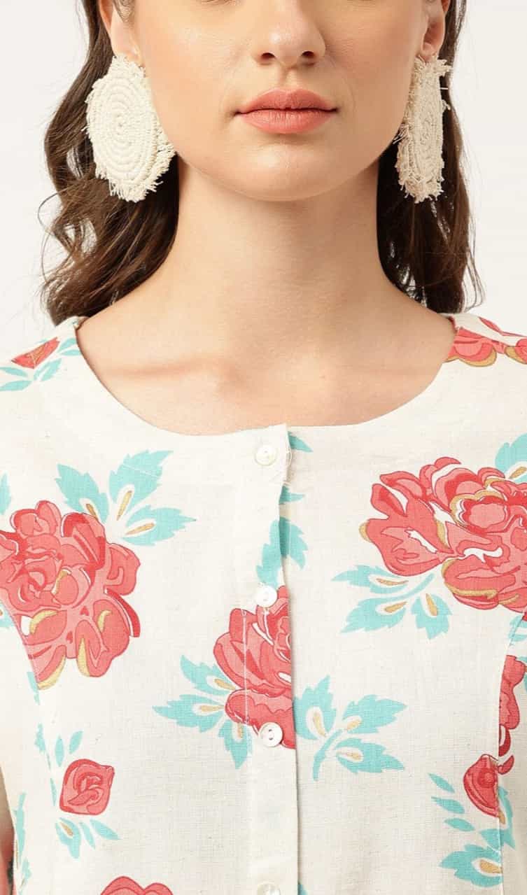 off-white cotton dress with round neck and three-quarter sleeves