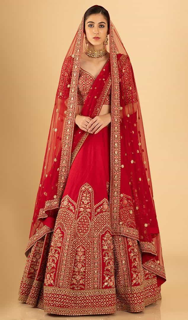 red bridal lehenga