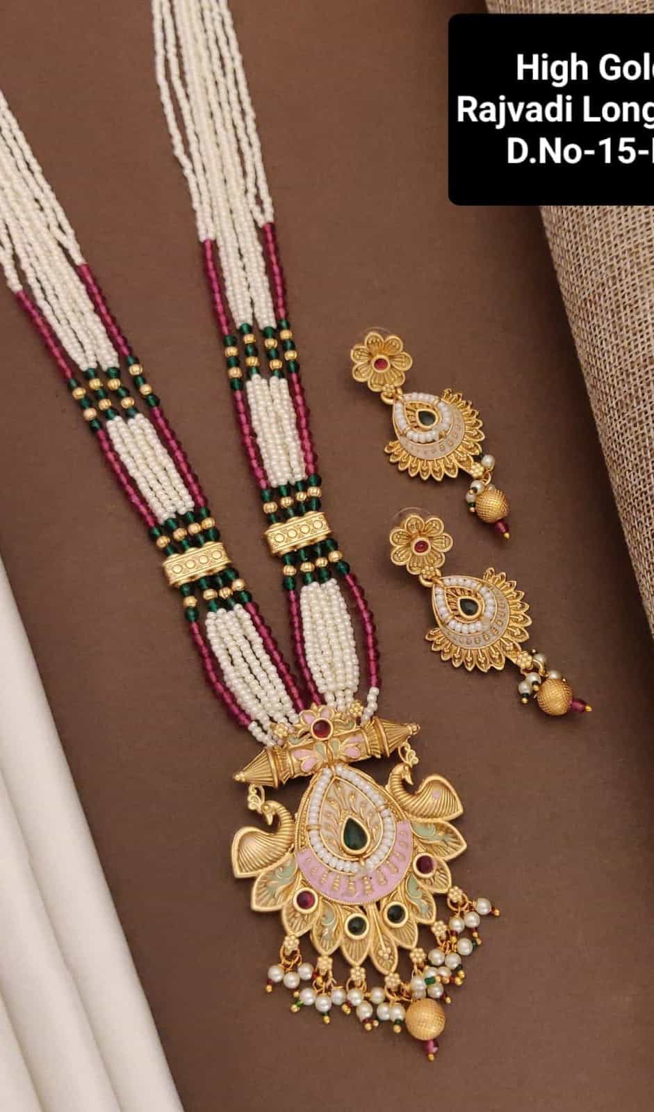 Long traditional necklace set