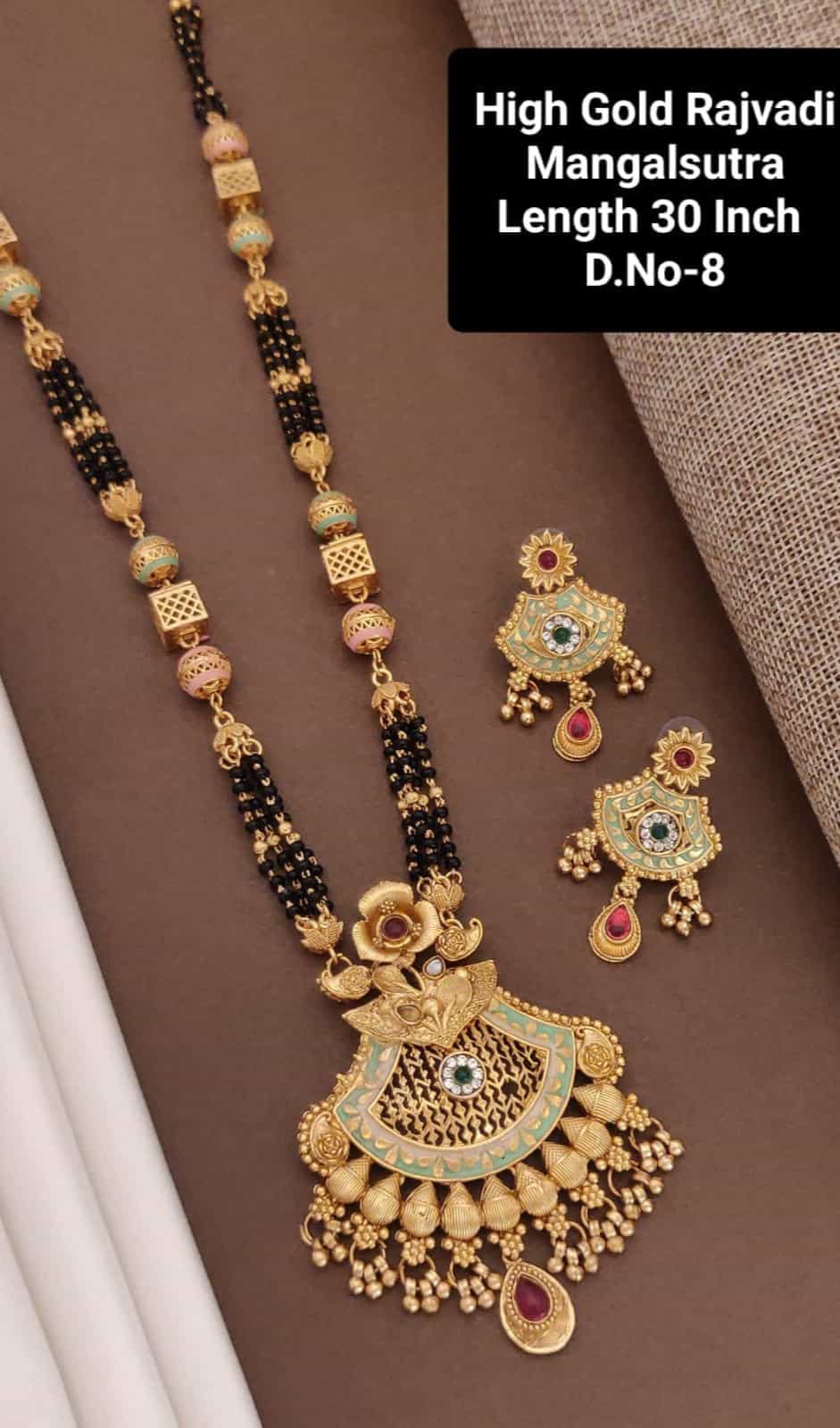 gold-toned statement necklace