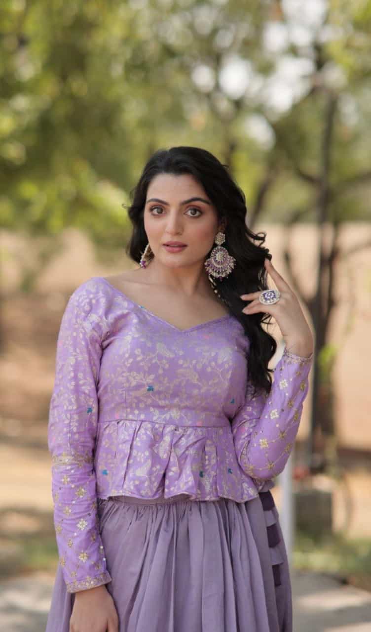 Festive lehenga with canvas and cancan
