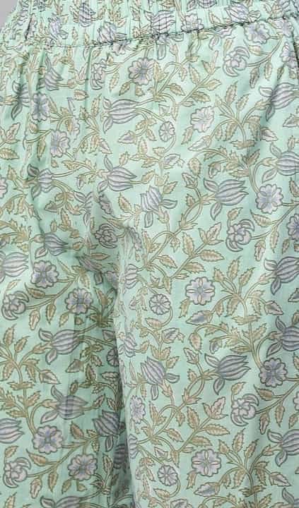 powder blue kurta with cotton fabric and side slits