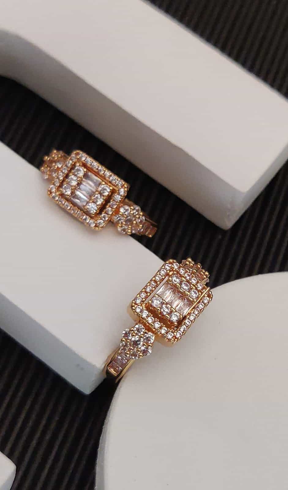 Modern rose gold designer ring
