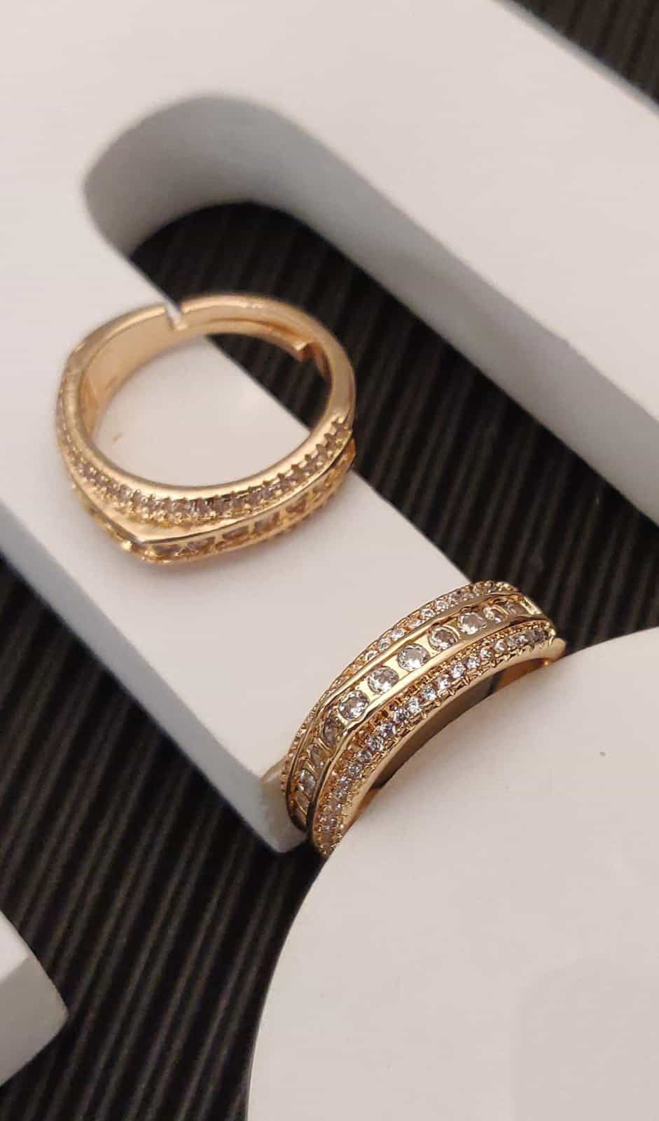 Elegant rose gold designer ring with American Diamond