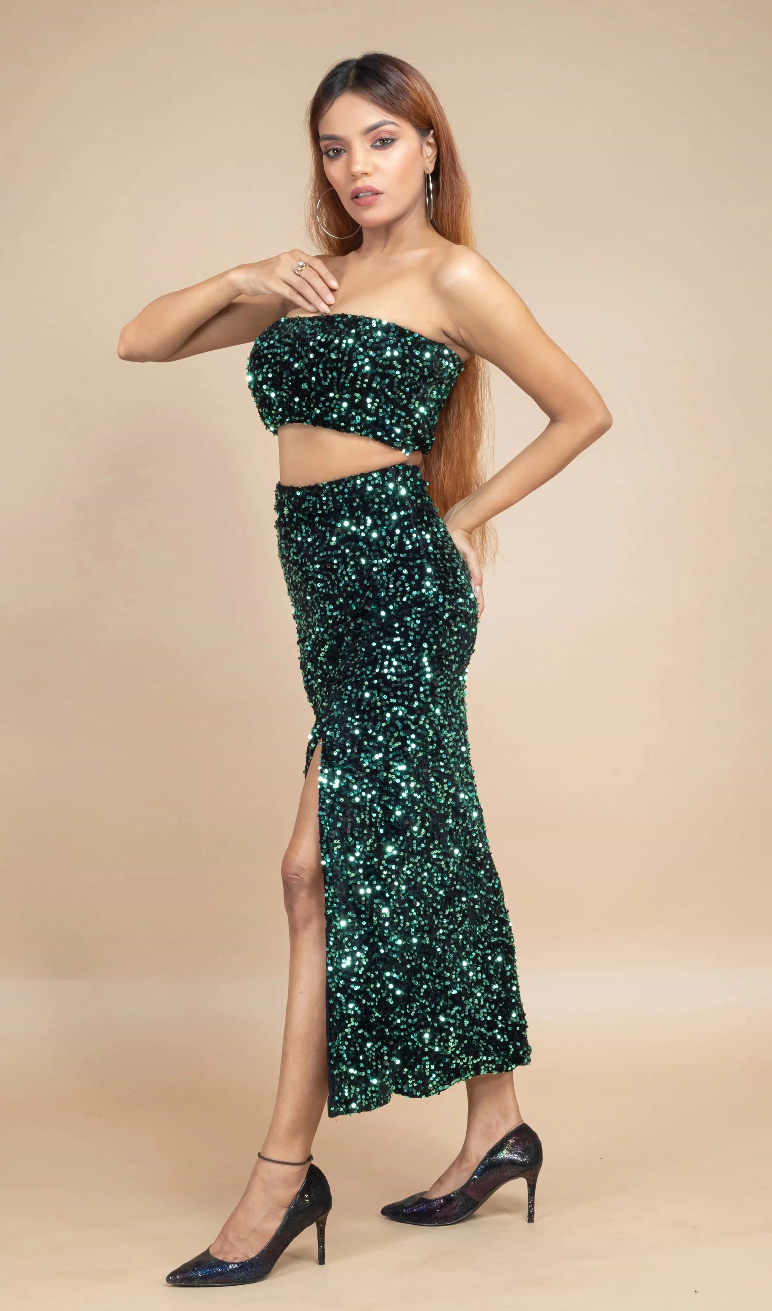 Slim fit green velvet sequin off-shoulder crop top with long skirt