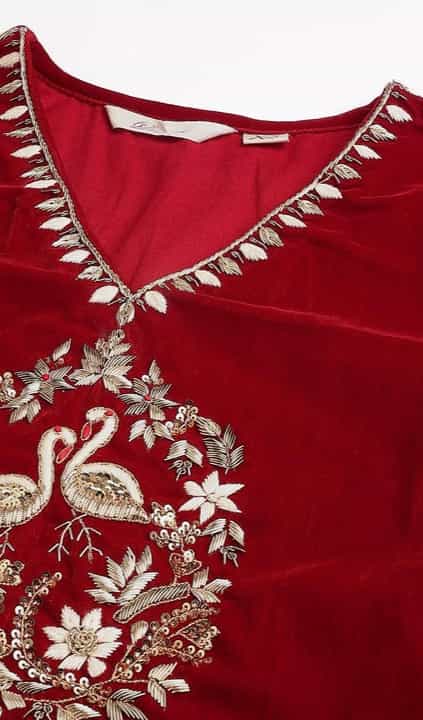 V-neck Velvet Kurti Set