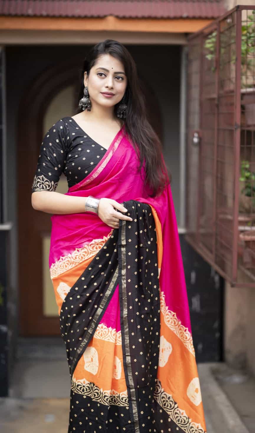 Multicolor tie-dye Bandhani print saree