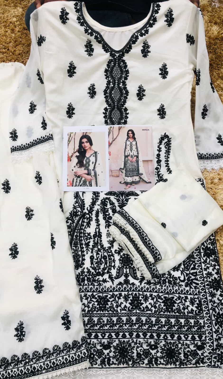 White Vichitra embroidered kurti set