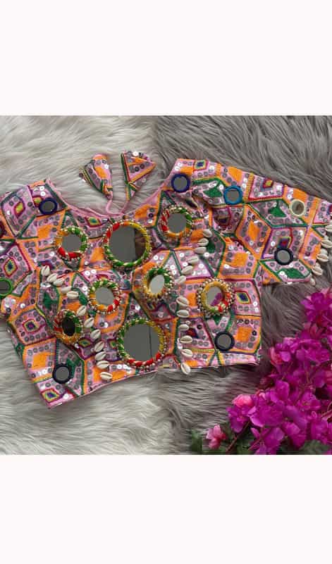 kaudi work pink blouse with handmade hooks 