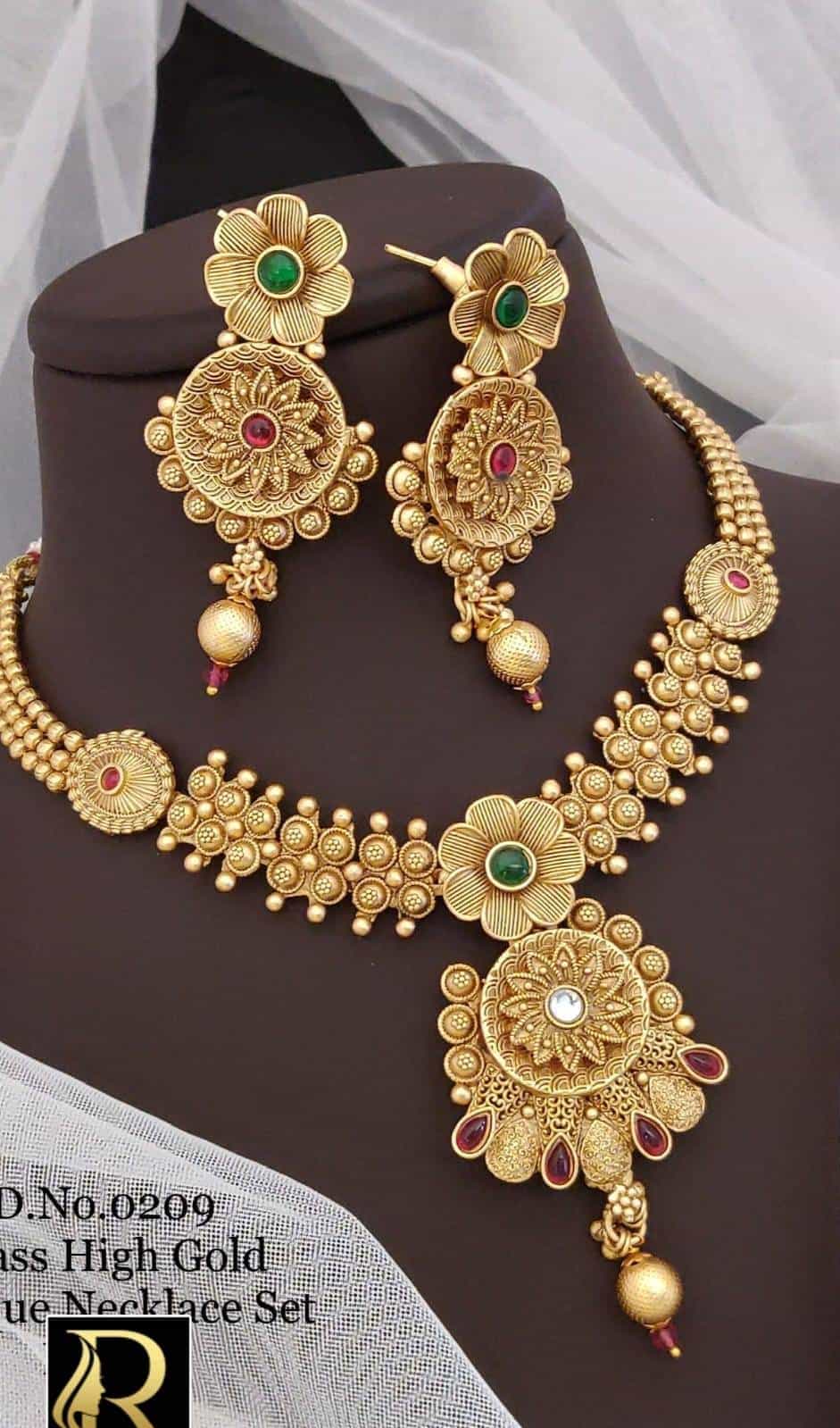 Classic Rajwadi necklace and earrings for festive wear