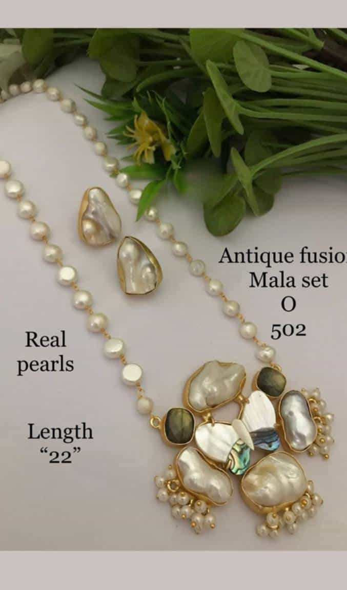 Timeless pearl and bead necklace for all occasions