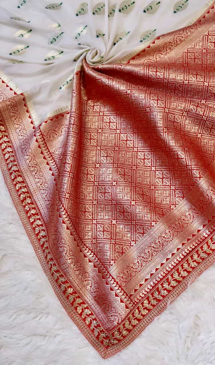 georgette saree with lace and zari