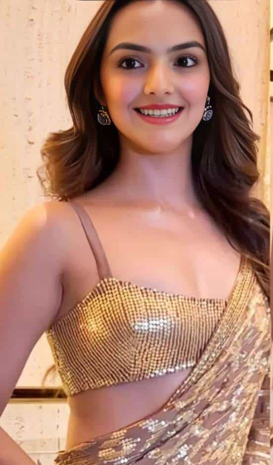 Golden saree with mono Banglori blouse