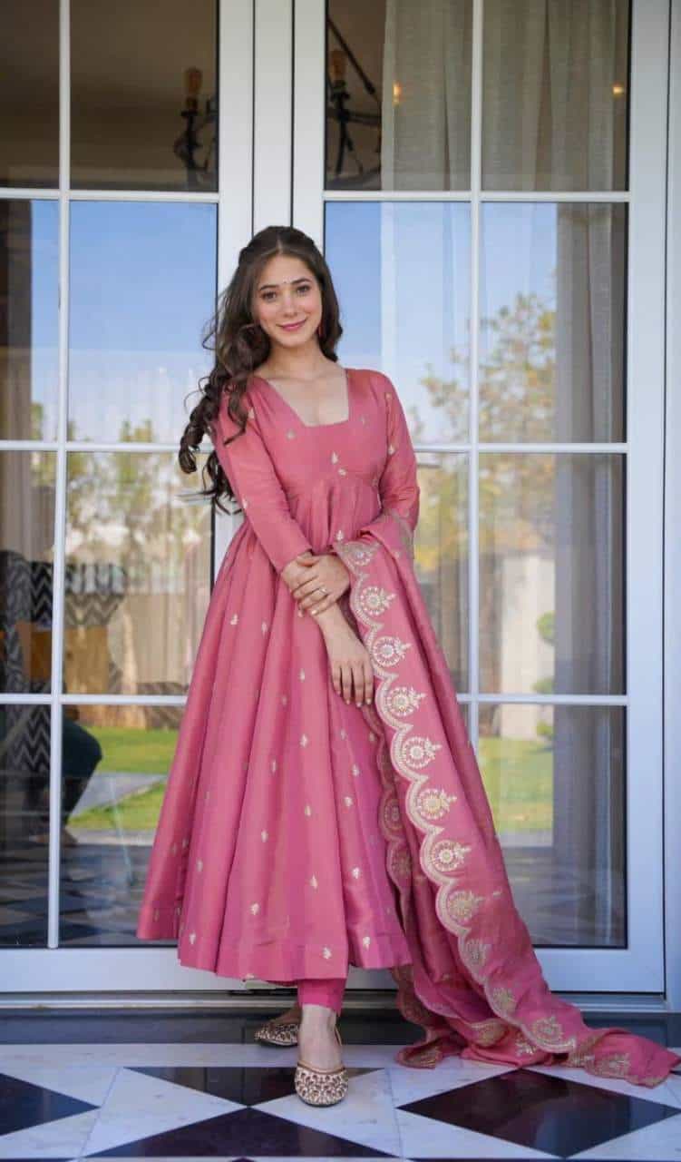 chinnon anarkali suit set