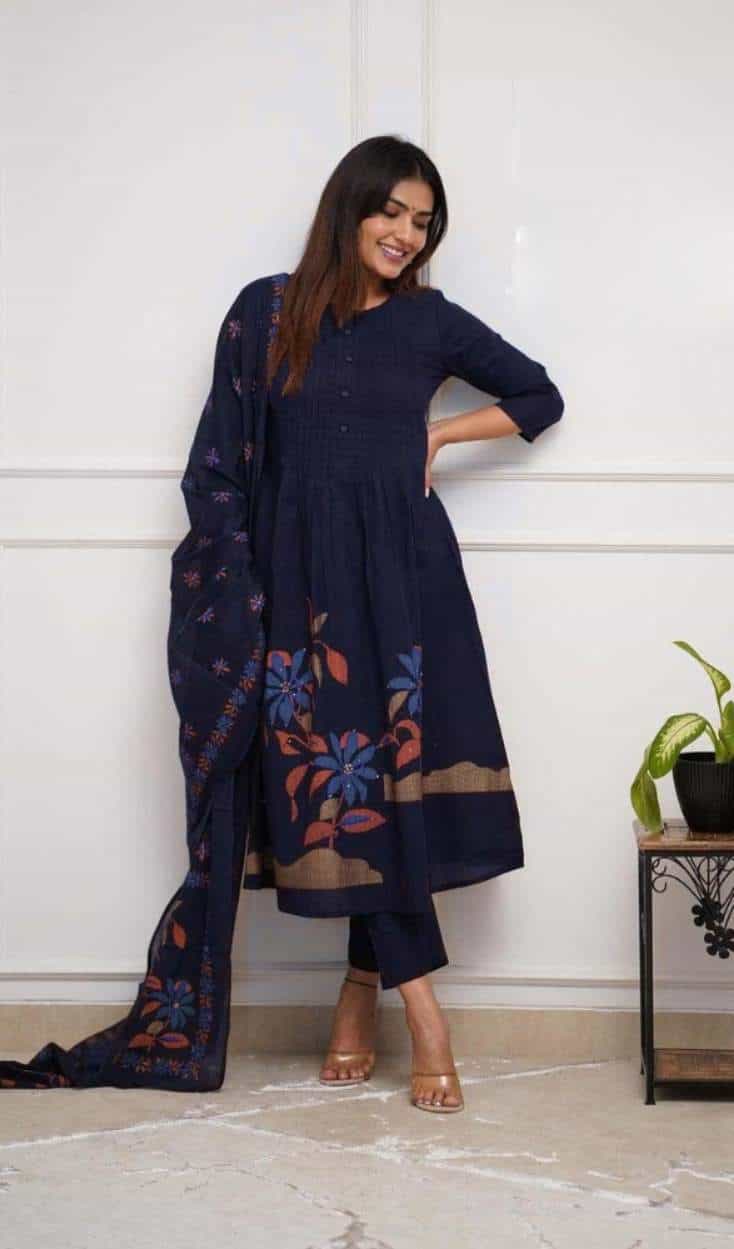 kurti outfit for women