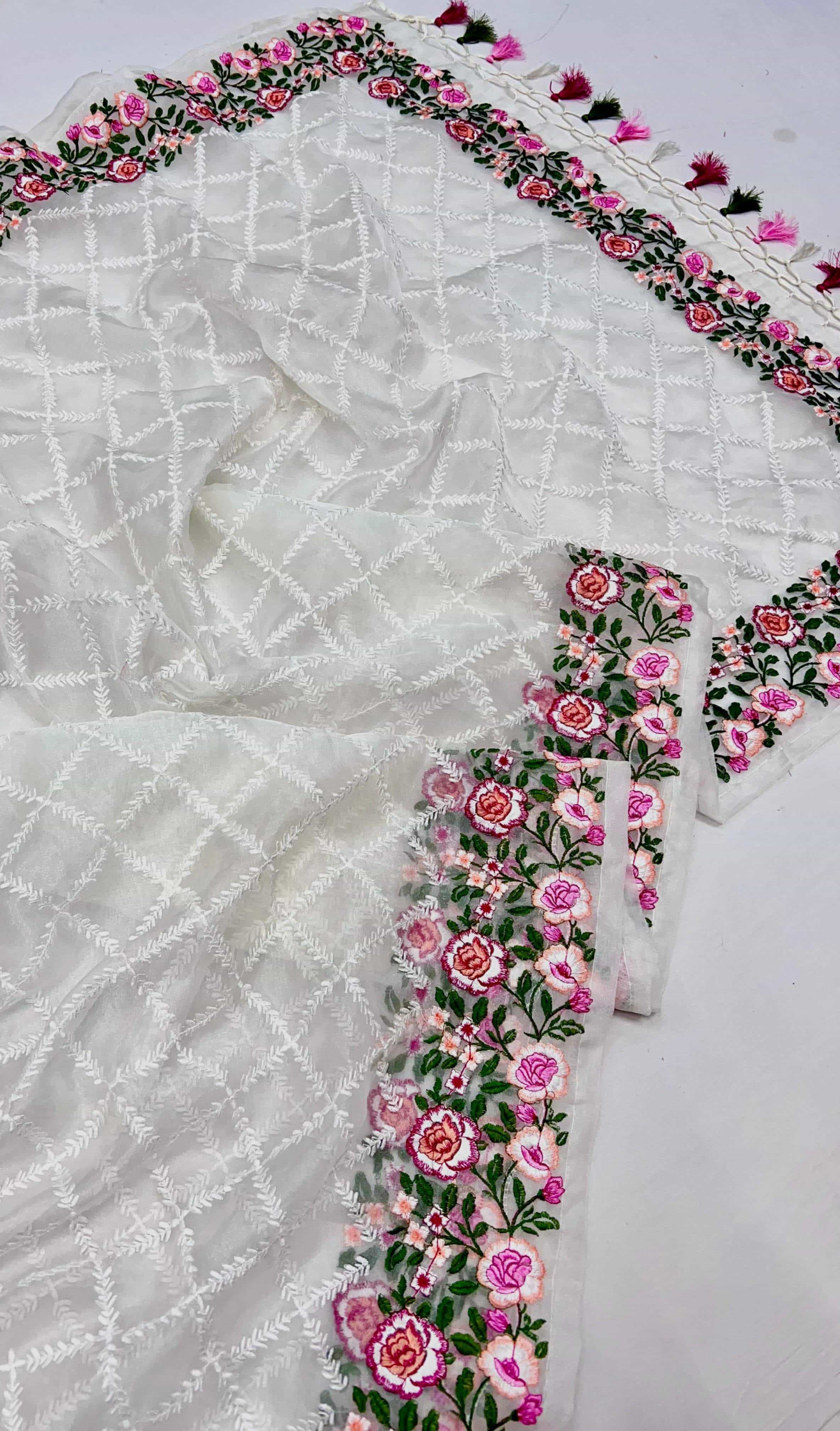 lucknowi work saree