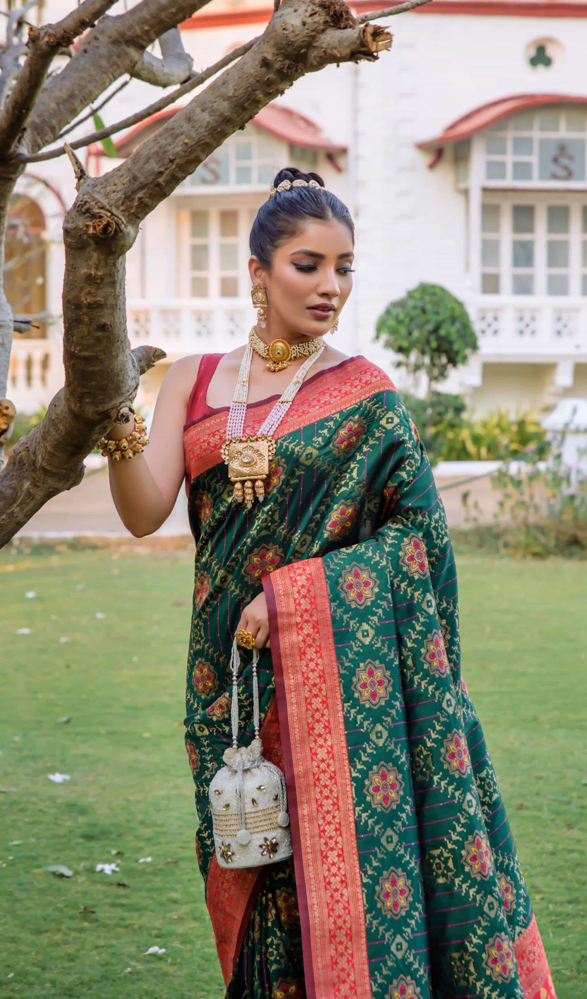 meena work saree