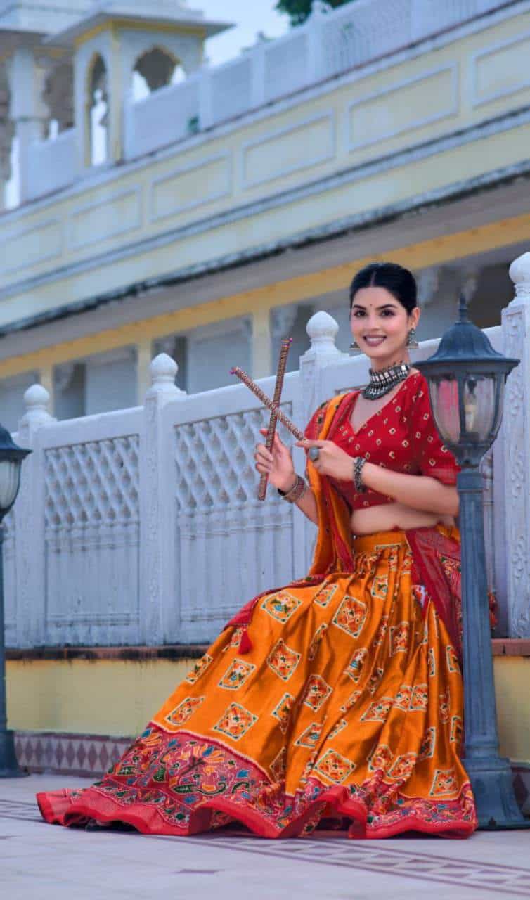 bandhani lehenga choli