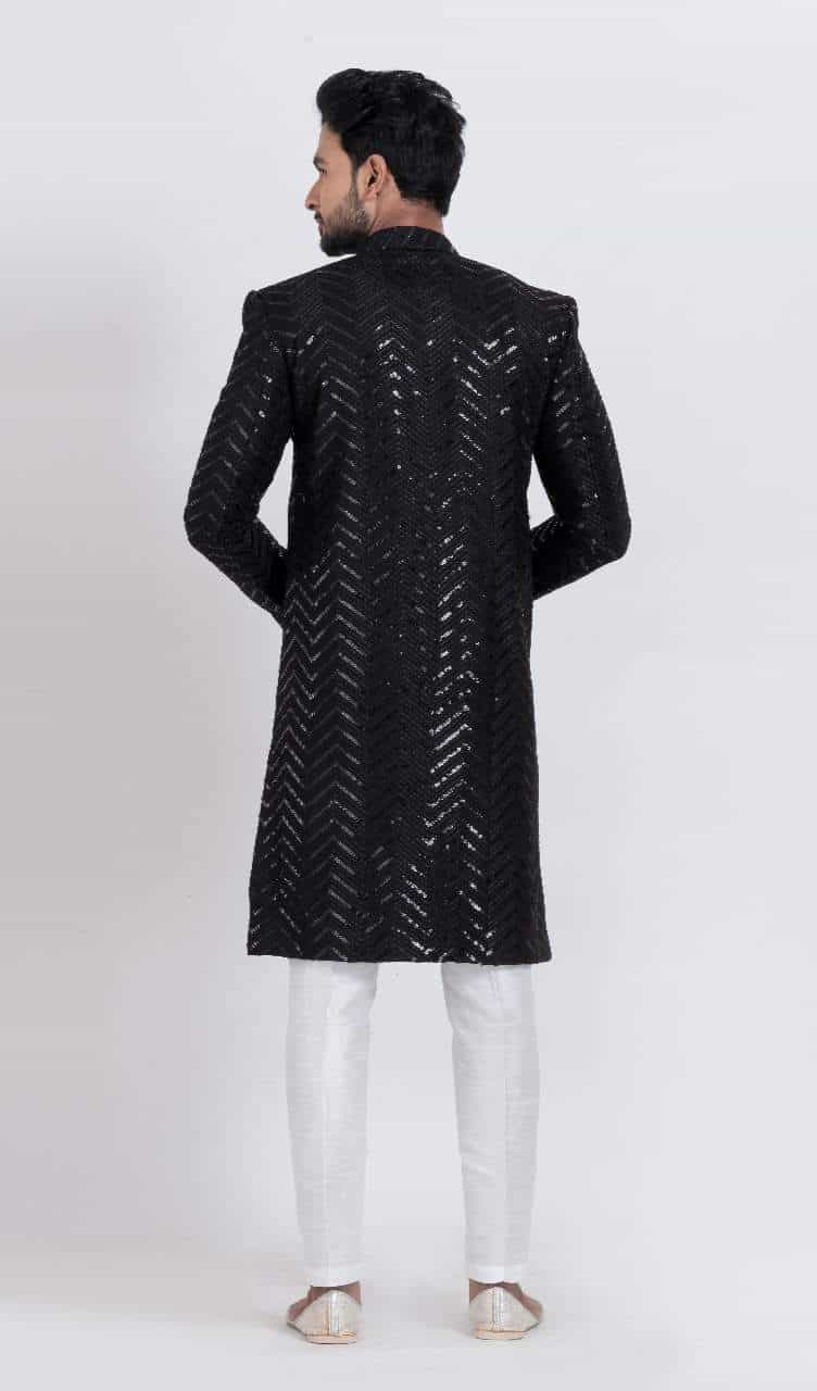 Straight Cut Men’s Kurta with Side Slits