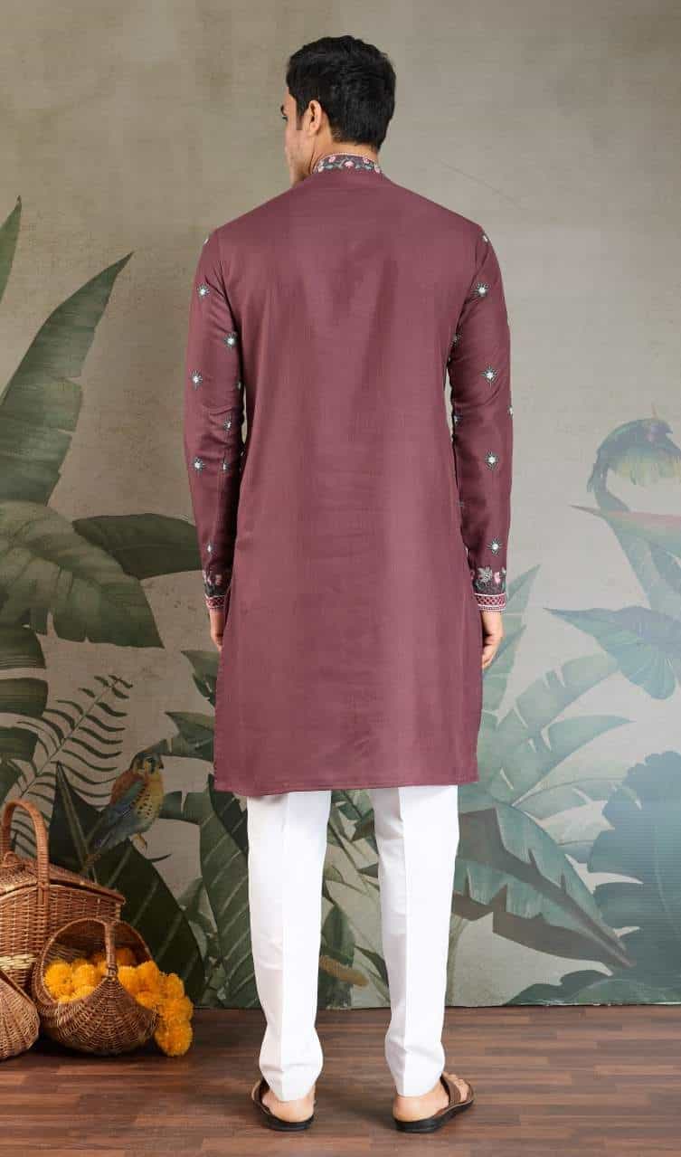 Men’s Kurta with Sequin and Thread Embroidery Details